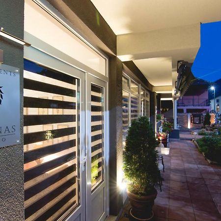 Apartments Vranas Високо Екстериор снимка